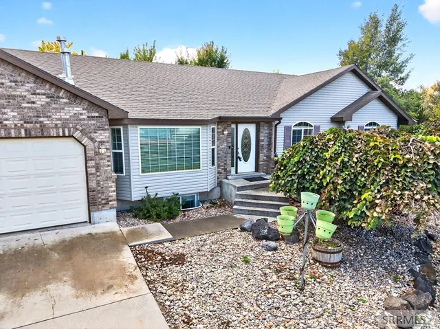 $579,000 | 3860 East 390 North, Rigby, ID 83442