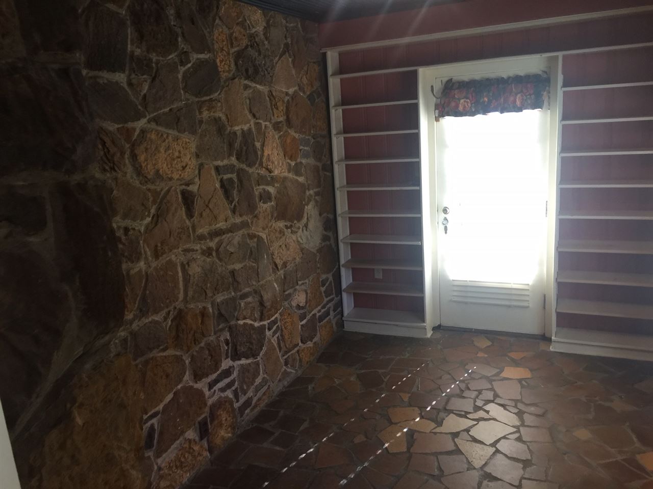 4692 Princeton Road Memphis, TN 38117 - Photo 4 of 24