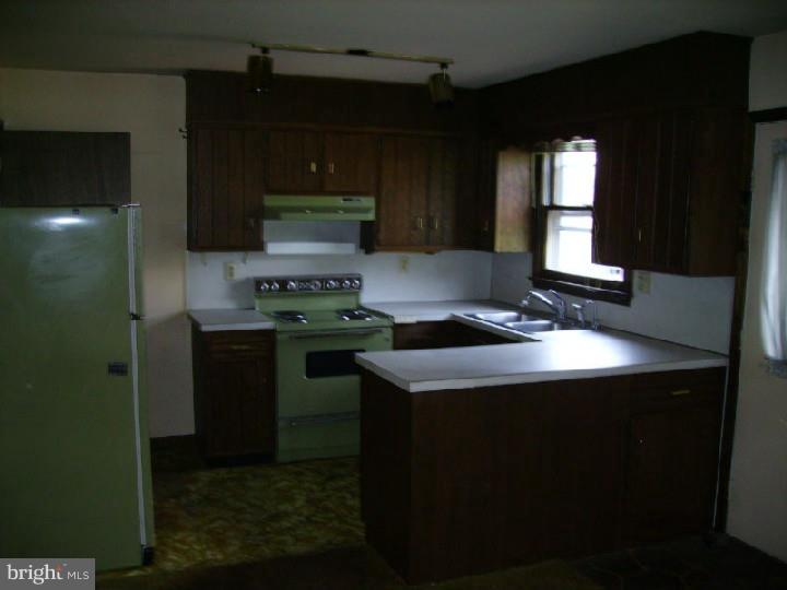 101 George Street Reading, PA 19605 - Photo 7 of 13 Gallery Image 7