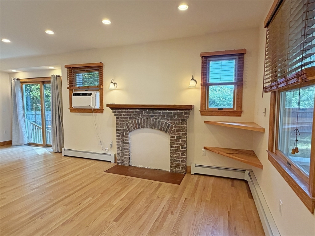 63 Pierrepont Road Newton, MA 02462 - Photo 4 of 17
