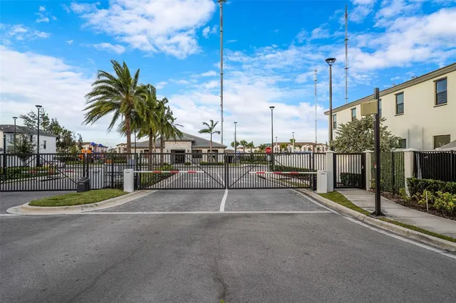 $490,000 | 659 Northwest 204th Street, Miami, FL 33169