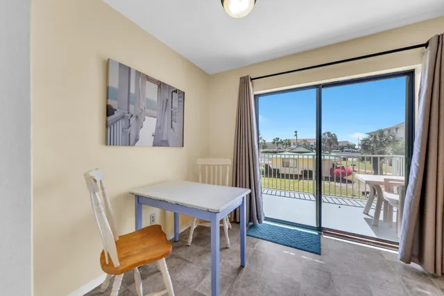 a view of a livingroom with furniture