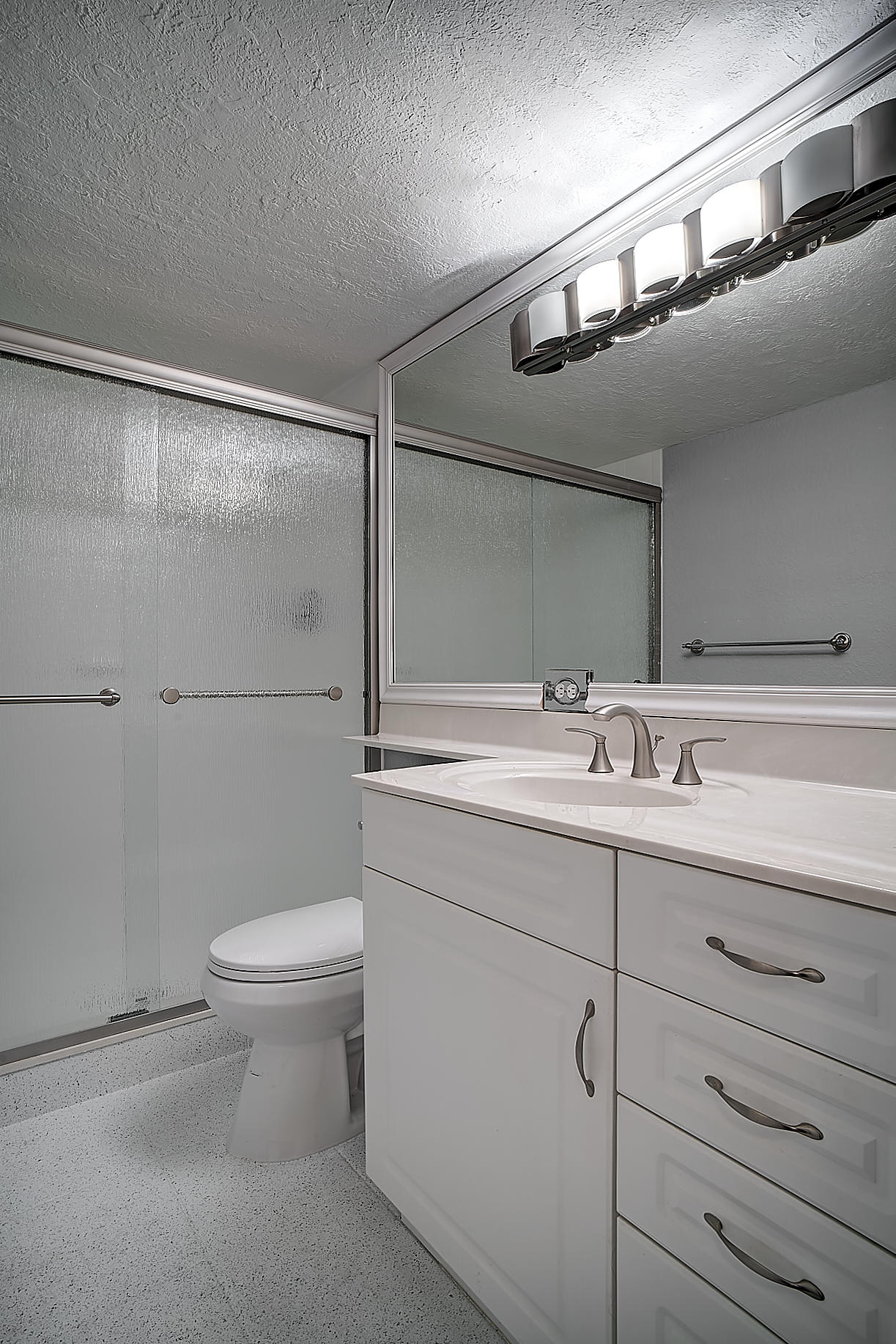 1000 Spanish River Road, Unit 2N Boca Raton, FL 33432 - Photo 17 of 41 007_R.F (2)