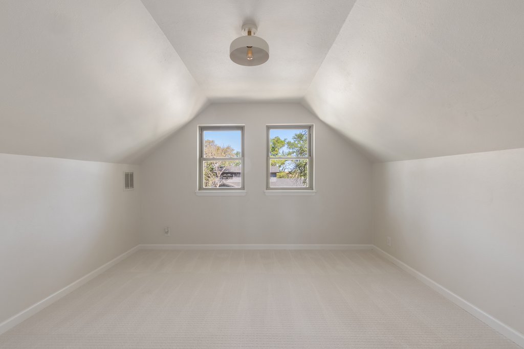 5213 Buffalo Pass Austin, TX 78745 - Photo 22 of 26