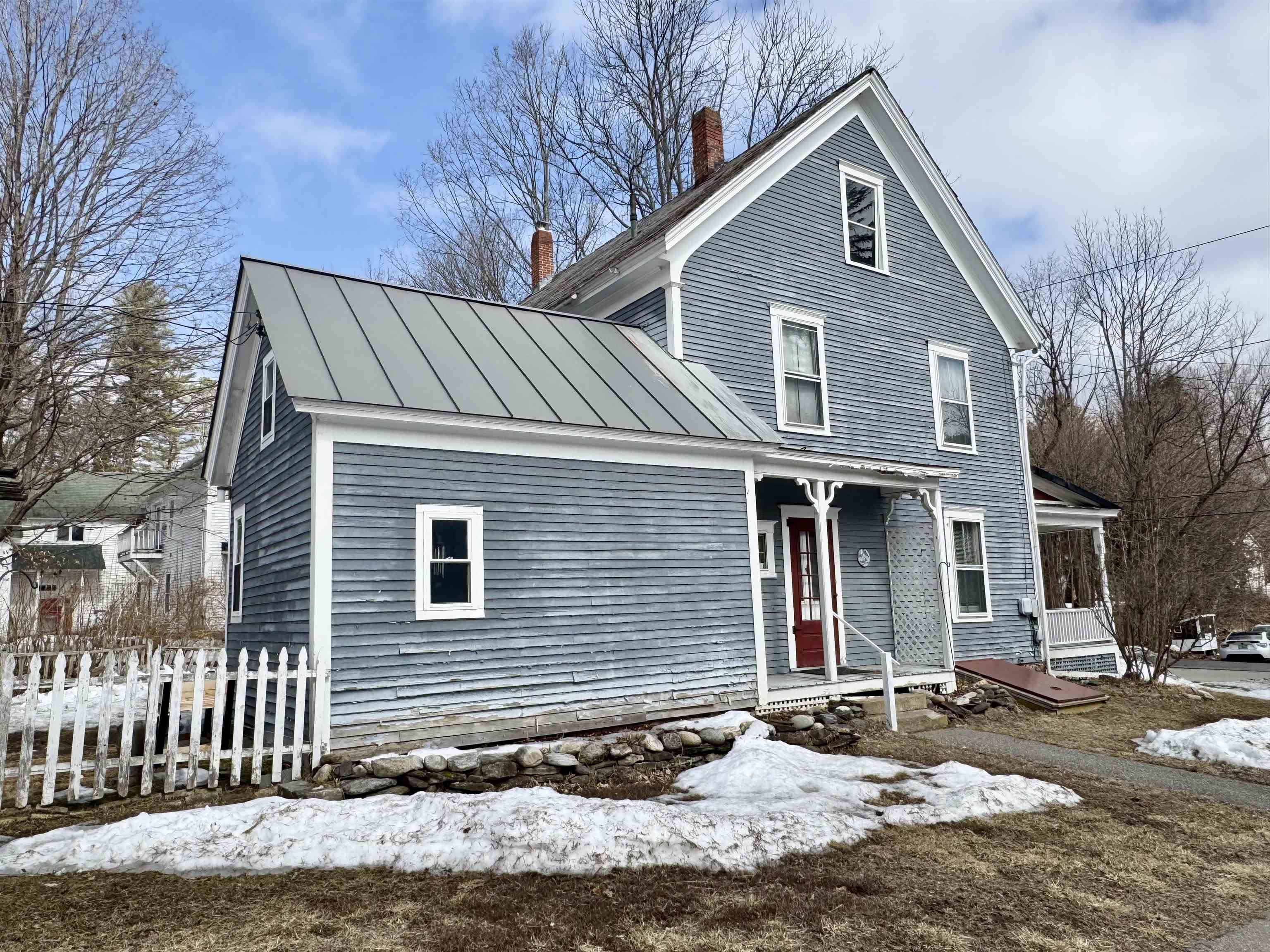 10 Academy Avenue Rockingham, VT 05101 - Photo 3 of 35