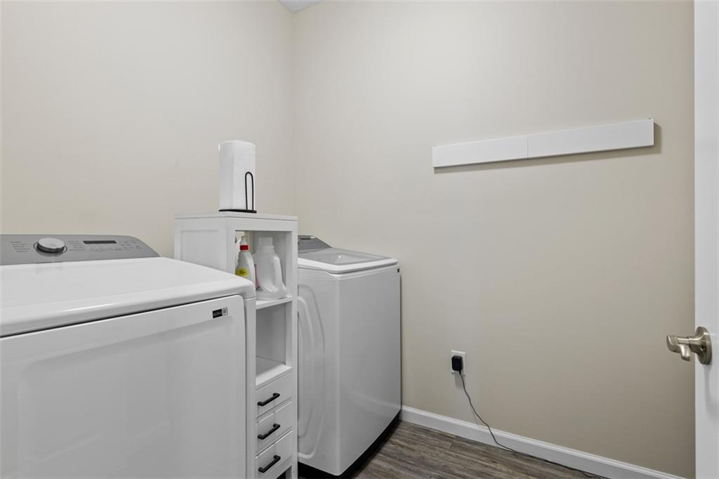 403 Walnut Court Pittsburgh, PA 15237 - Photo 36 of 42 a utility room with dryer and washer