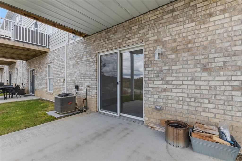 403 Walnut Court Pittsburgh, PA 15237 - Photo 41 of 42 a view of an outdoor space with seating area