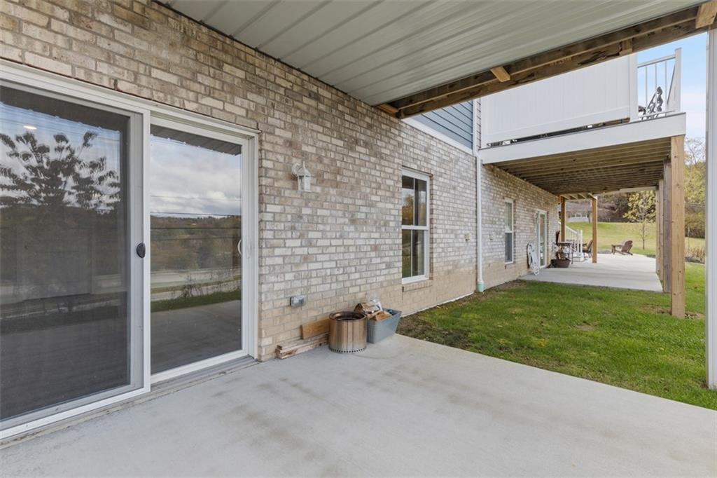 403 Walnut Court Pittsburgh, PA 15237 - Photo 42 of 42 a view of a house with a porch