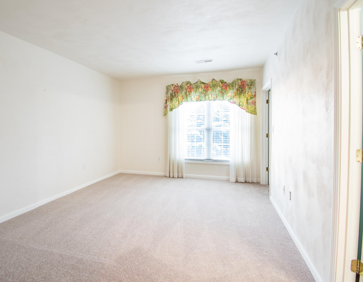 4448 Pheasant Ridge Road, Unit 203 Roanoke, VA 24014 - Photo 15 of 20 15