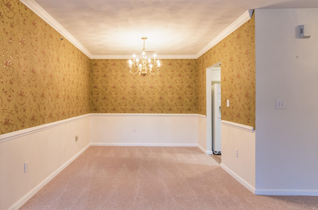 4448 Pheasant Ridge Road, Unit 203 Roanoke, VA 24014 - Photo 2 of 20 2