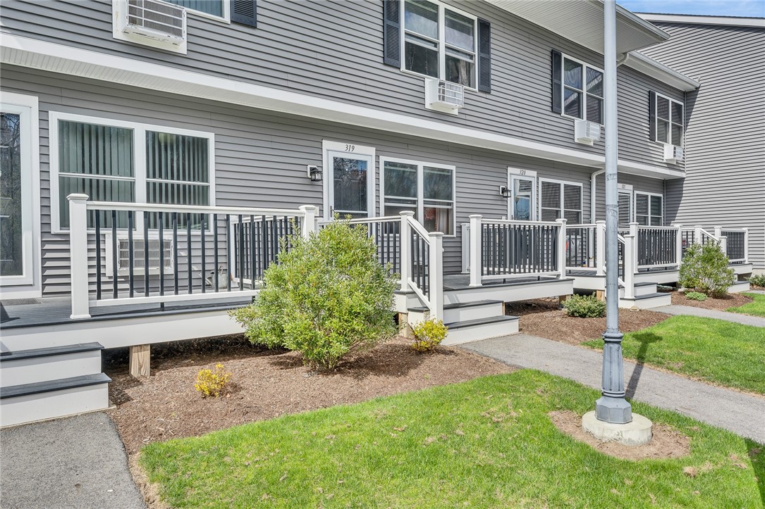 200 Post Road, Unit 319 Warwick, RI 02888 - Photo 2 of 20