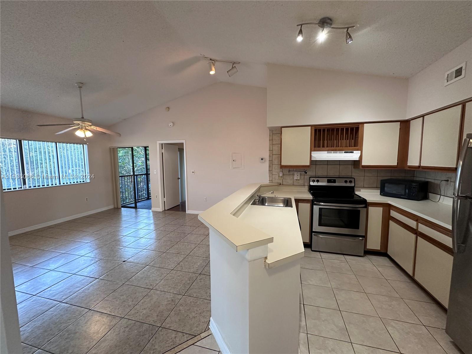 2445 Southwest 18th Ter Unit 511  