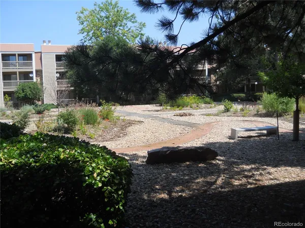 $935 | 14852 East Kentucky Drive, Unit 925, Aurora, CO 80012