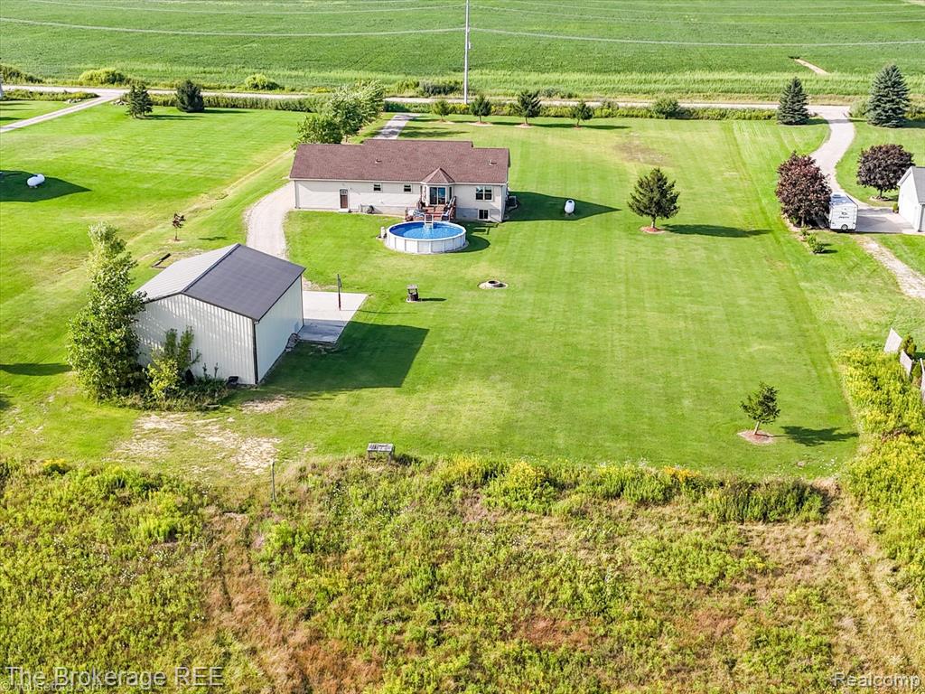 10795 Fisher Road Yale, MI 48097 - Photo 7 of 34 Gallery Image 7