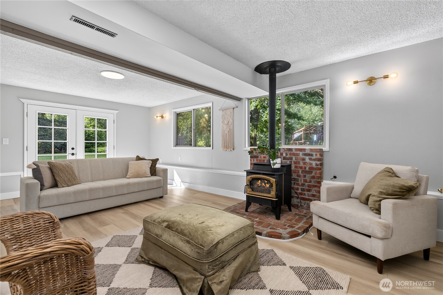 4165 Cougar Road Bellingham, WA 98226 - Photo 4 of 34