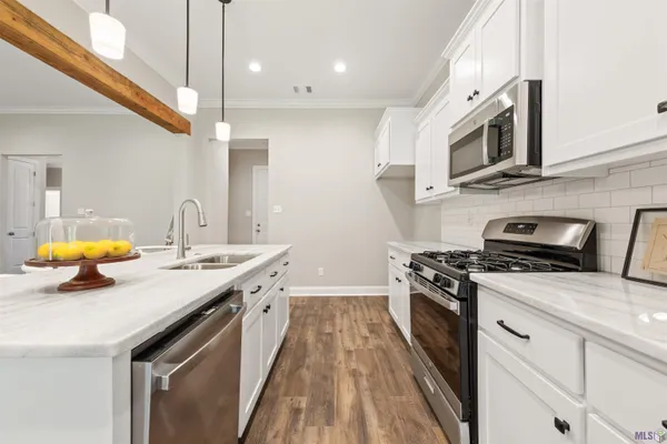 $339,999 | 3788 Waterbury Avenue, Baton Rouge, LA 70810