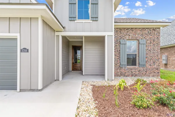 $339,999 | 3788 Waterbury Avenue, Baton Rouge, LA 70810