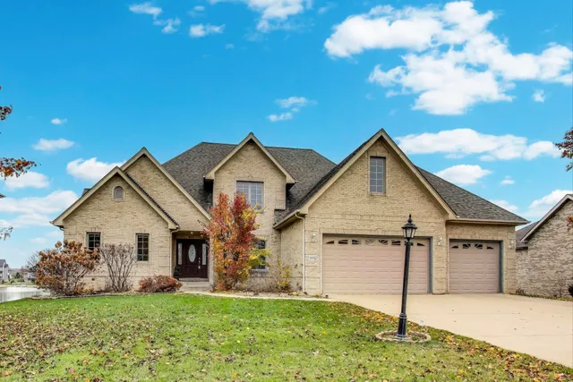 $764,000 | 8910 Doubletree Drive South, Crown Point, IN 46307