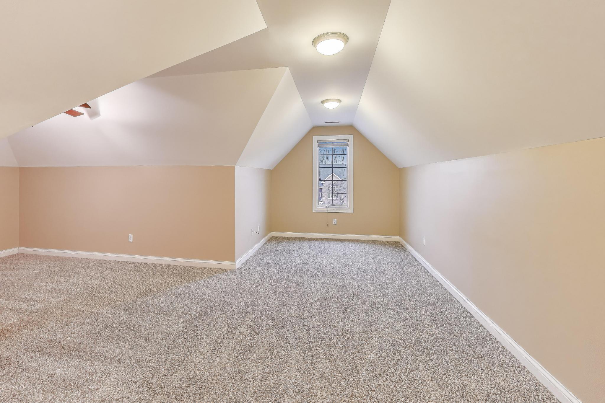 8910 Doubletree Drive South Crown Point, IN 46307 - Photo 31 of 44 2048x1365