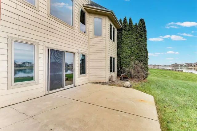 $759,000 | 8910 Doubletree Drive South, Crown Point, IN 46307