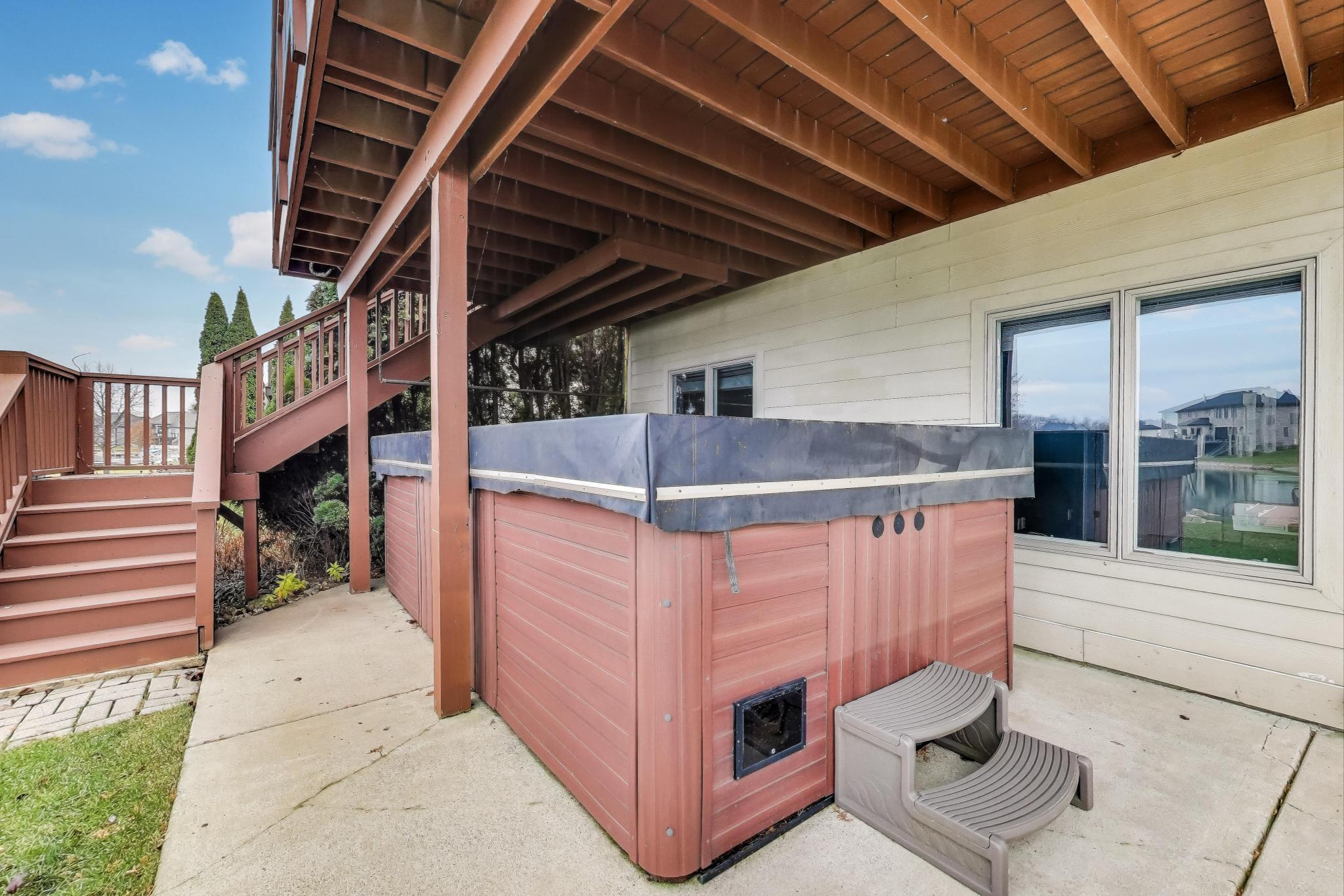 8910 Doubletree Drive South Crown Point, IN 46307 - Photo 42 of 44 2048x1366