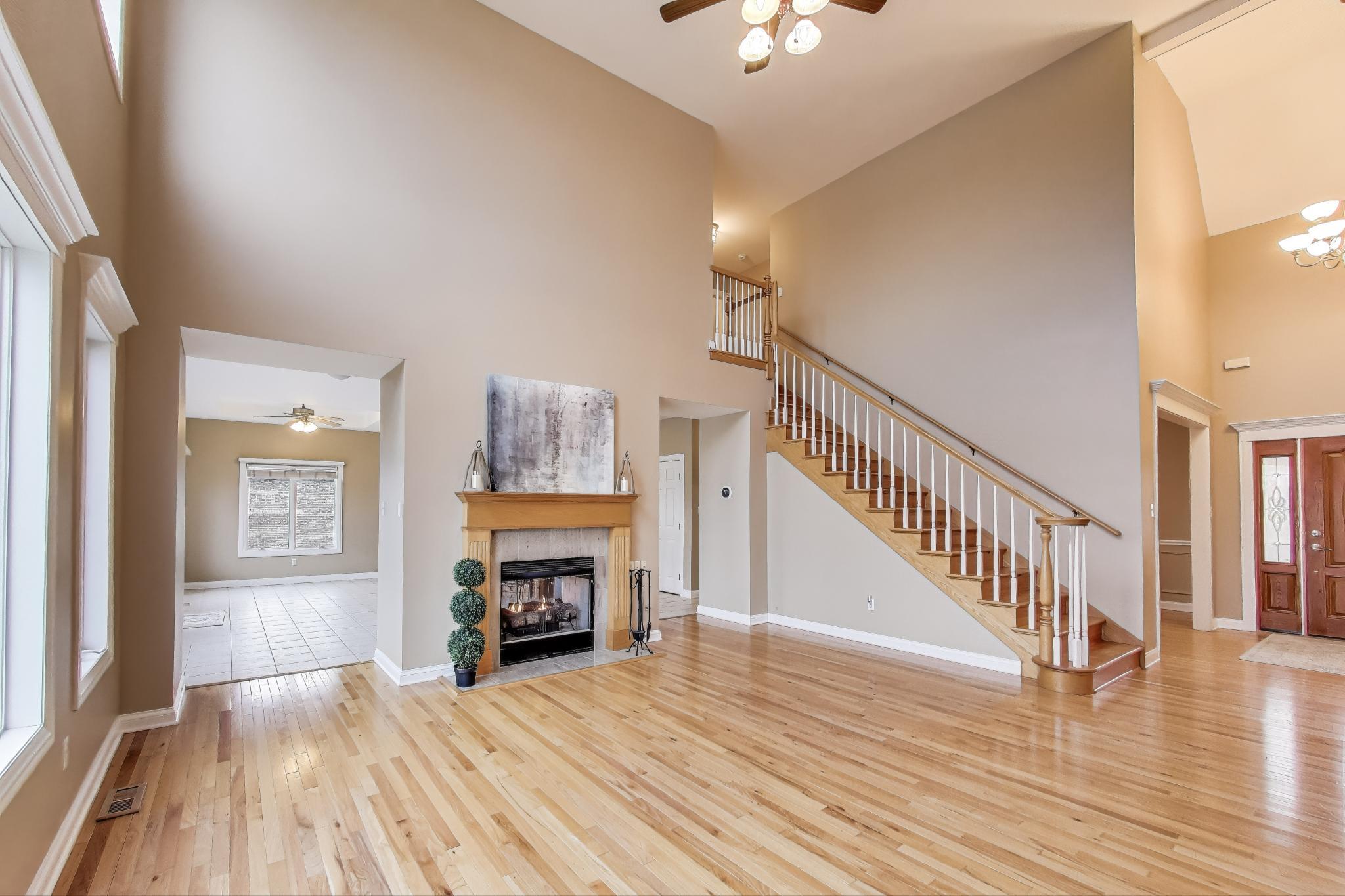 8910 Doubletree Drive South Crown Point, IN 46307 - Photo 6 of 44 2048x1365