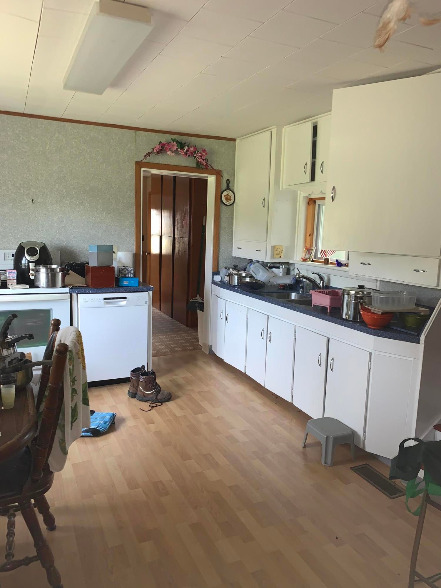 W1268 Pte La Barbe Rd Street St. Ignace, MI 49781 - Photo 8 of 11 Gallery Image 8