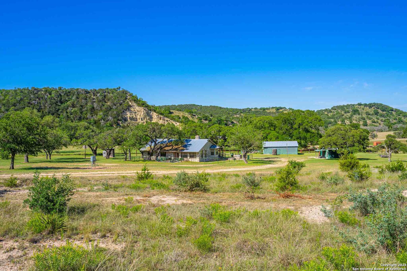 165 Flach Road Comfort, TX 78013 - Photo 25 of 69