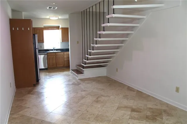 $1,750 | 301 Seattle Street, Unit 5, New Orleans, LA 70124