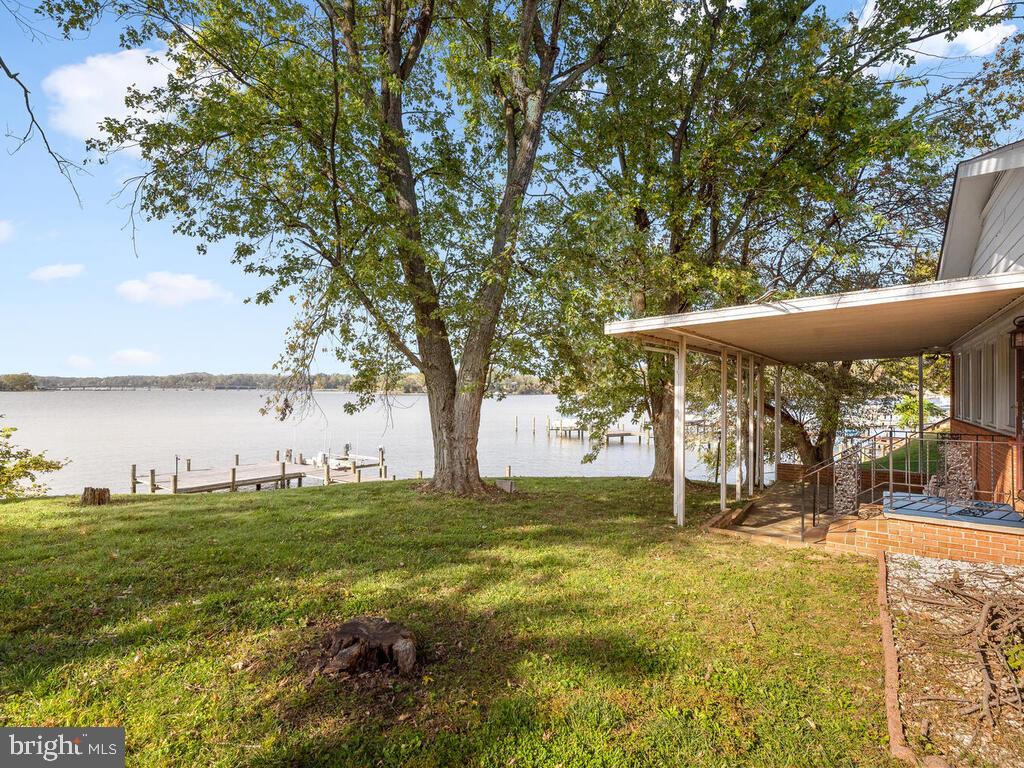 127 Edgewater Drive Edgewater, MD 21037 - Photo 7 of 27