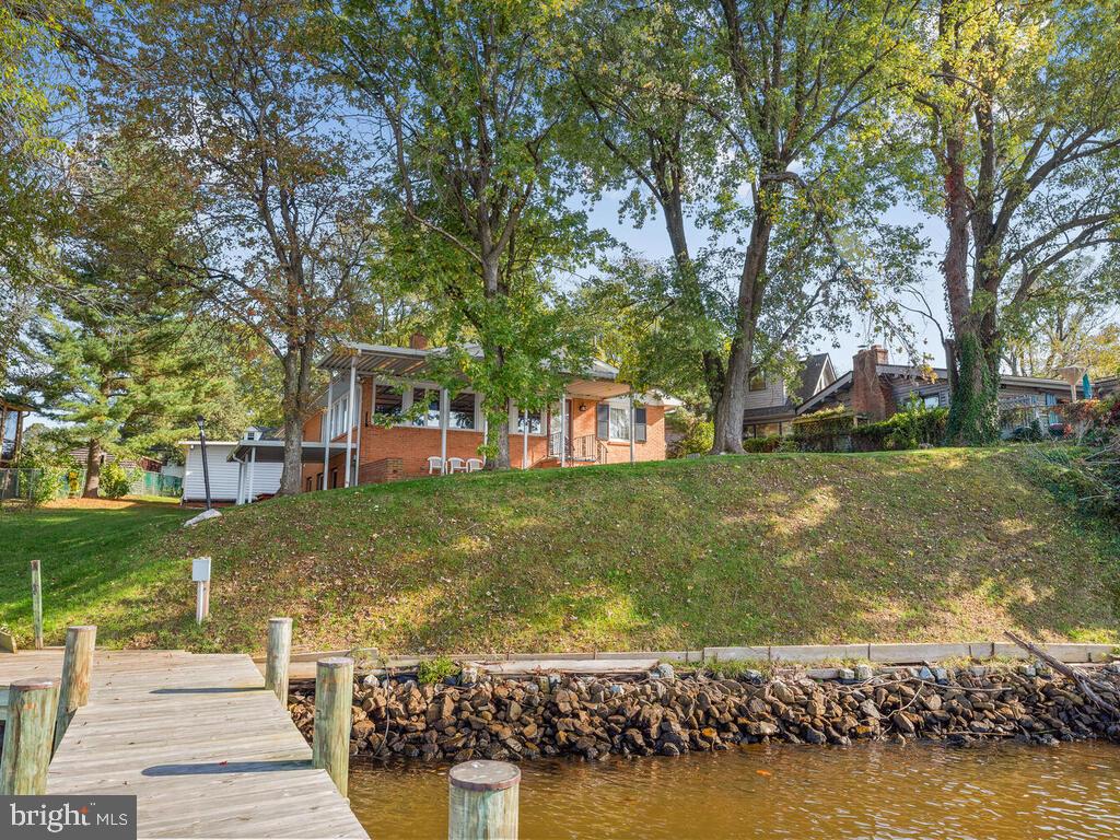 127 Edgewater Drive Edgewater, MD 21037 - Photo 9 of 27