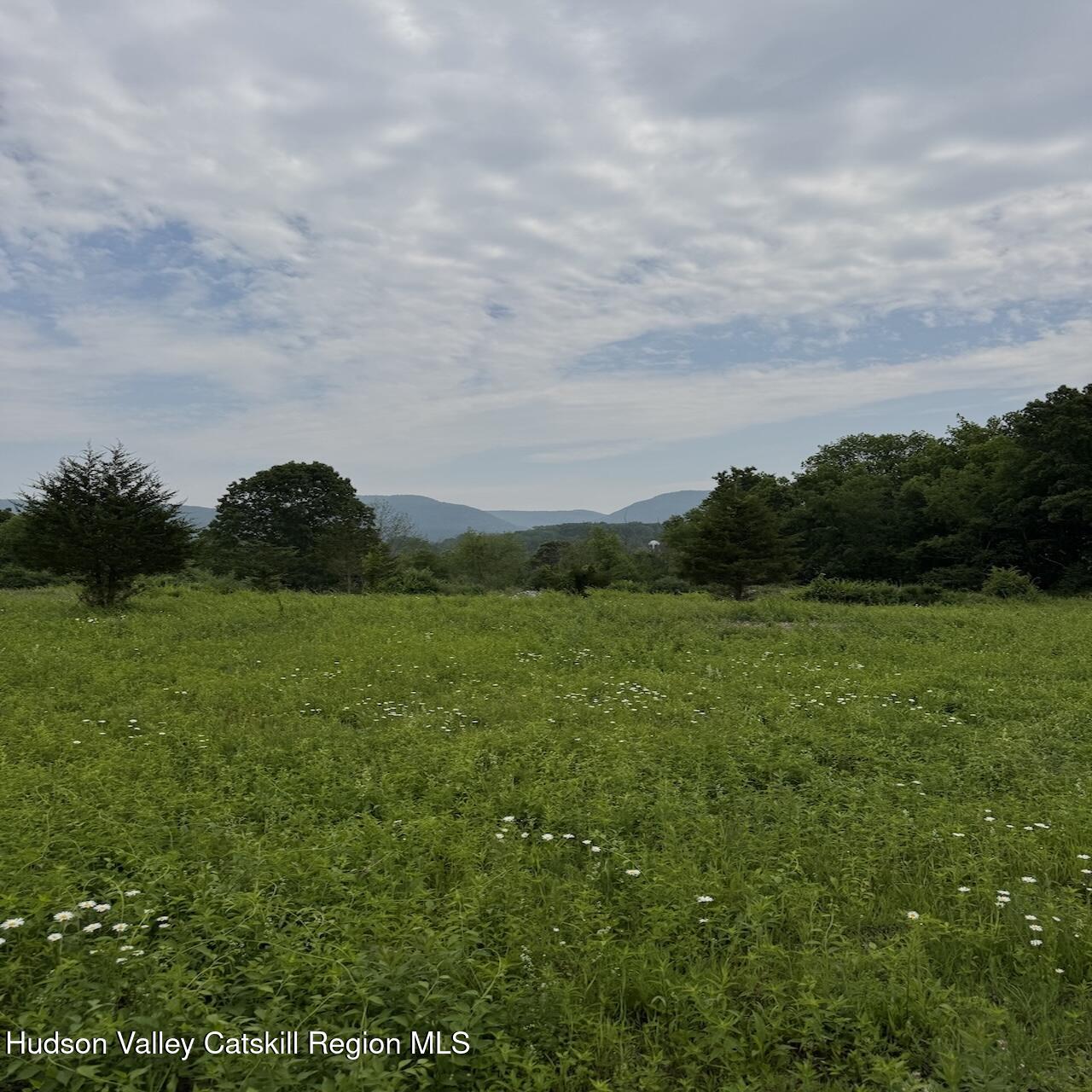 00-white-barn-road-copake-ny-columbia-eh