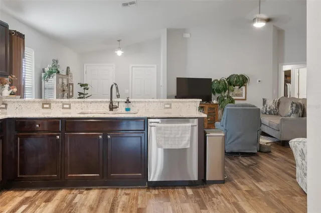 $299,900 | 418 St Georges Circle, Eagle Lake, FL 33839