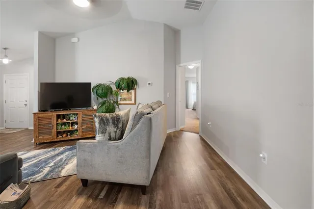 $299,900 | 418 St Georges Circle, Eagle Lake, FL 33839