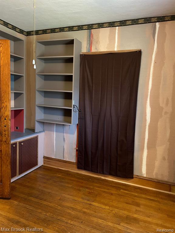 365 West Iroquois Road Pontiac, MI 48341 - Photo 14 of 15