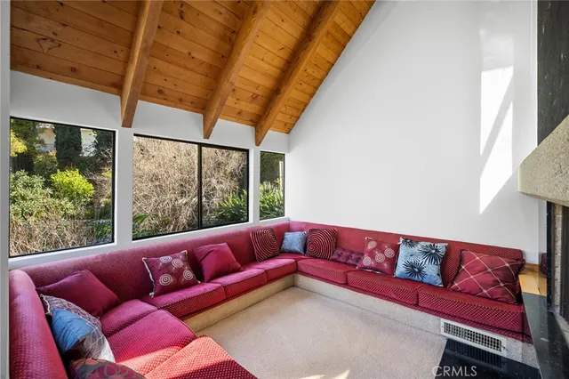 $1,998,000 | 3275 Buckingham Road, Glendale, CA 91206