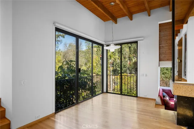 $1,998,000 | 3275 Buckingham Road, Glendale, CA 91206