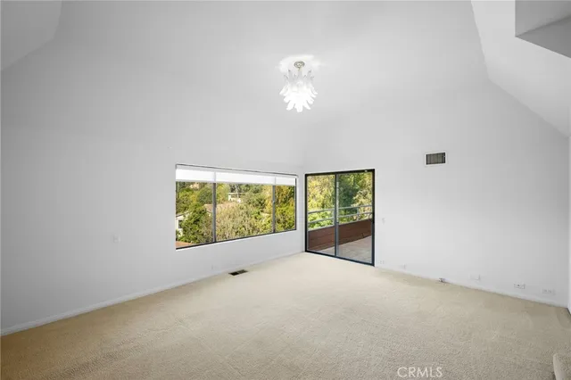 $1,998,000 | 3275 Buckingham Road, Glendale, CA 91206