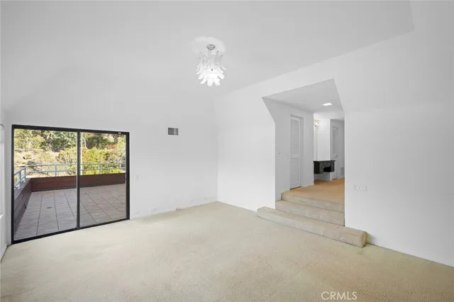 $1,998,000 | 3275 Buckingham Road, Glendale, CA 91206