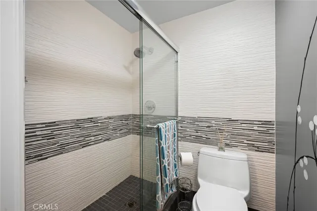 $1,998,000 | 3275 Buckingham Road, Glendale, CA 91206