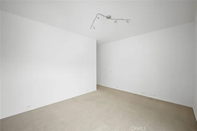 $1,998,000 | 3275 Buckingham Road, Glendale, CA 91206