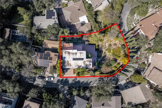 $1,998,000 | 3275 Buckingham Road, Glendale, CA 91206