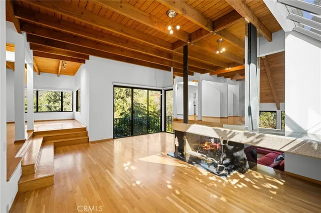 $1,998,000 | 3275 Buckingham Road, Glendale, CA 91206