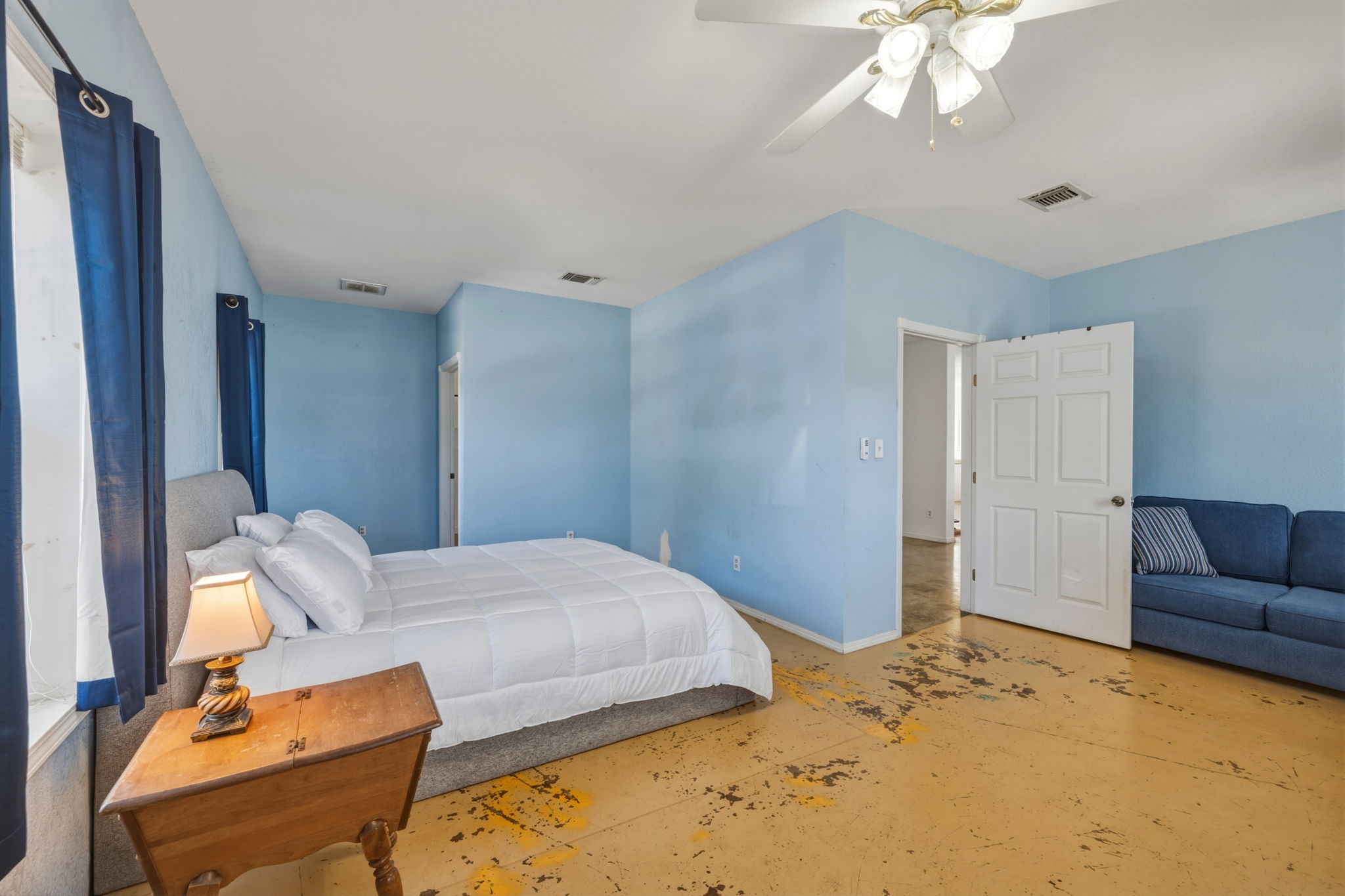 1301 Altwein Road Blanco, TX 78606 - Photo 22 of 40 Bedroom with ceiling fan and baseboards