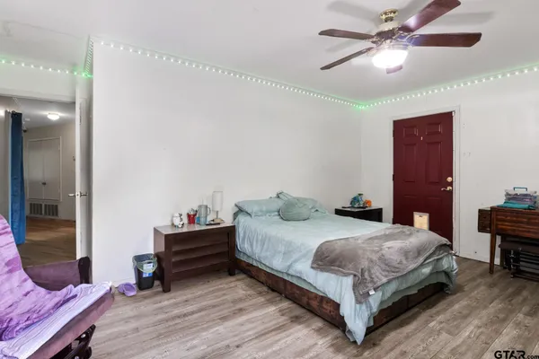$199,900 | 504 West Wilson, Talco, TX 75487