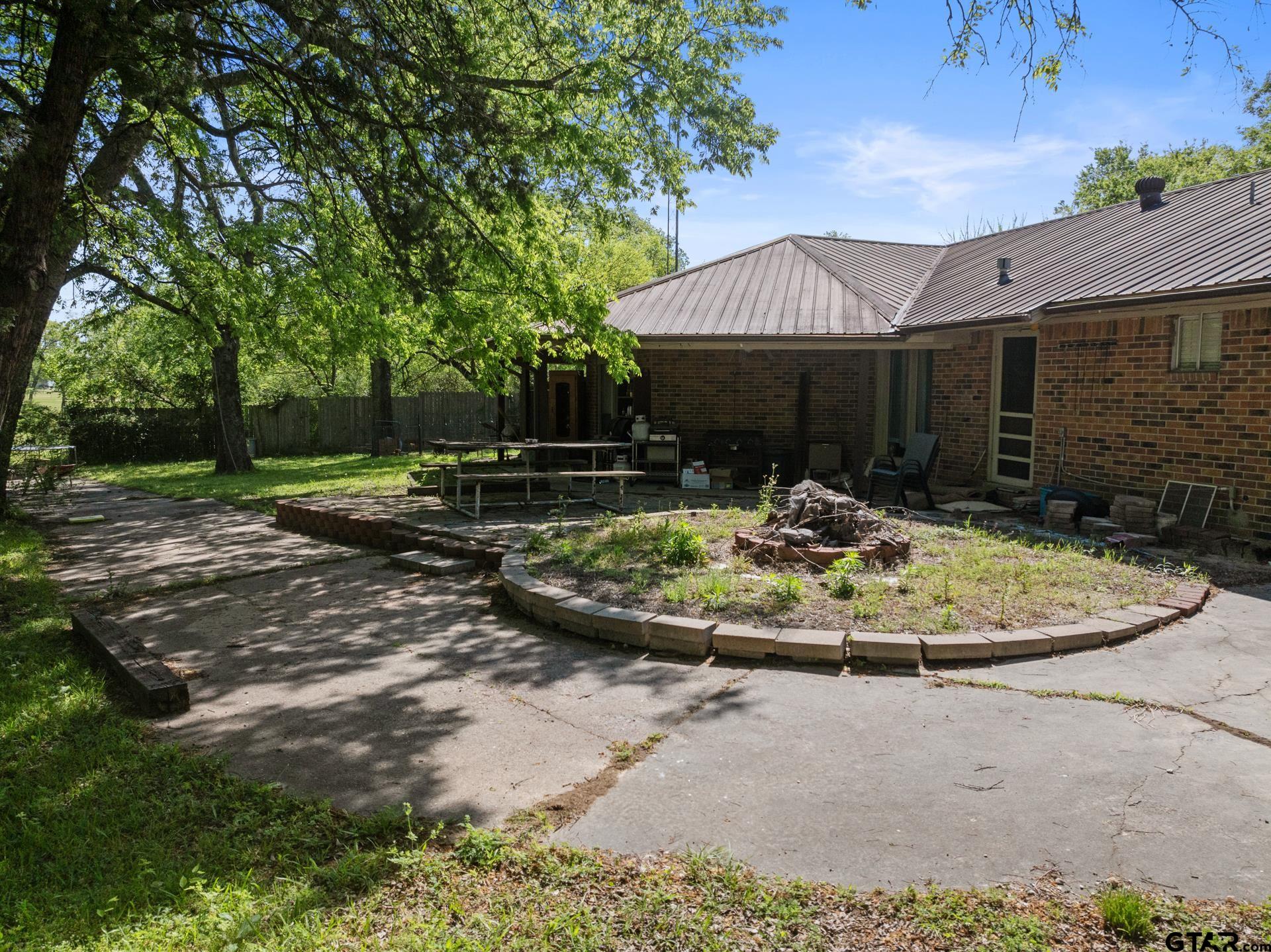 504 West Wilson Talco, TX 75487 - Photo 33 of 41