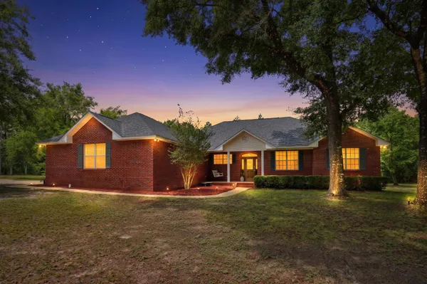 $410,000 | 5870 Oakcrest Drive, Crestview, FL 32539