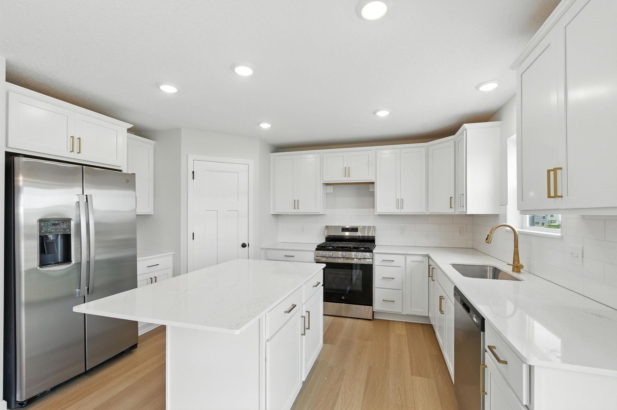 11614 16th Street Northeast St. Michael, MN 55376 - Photo 8 of 39