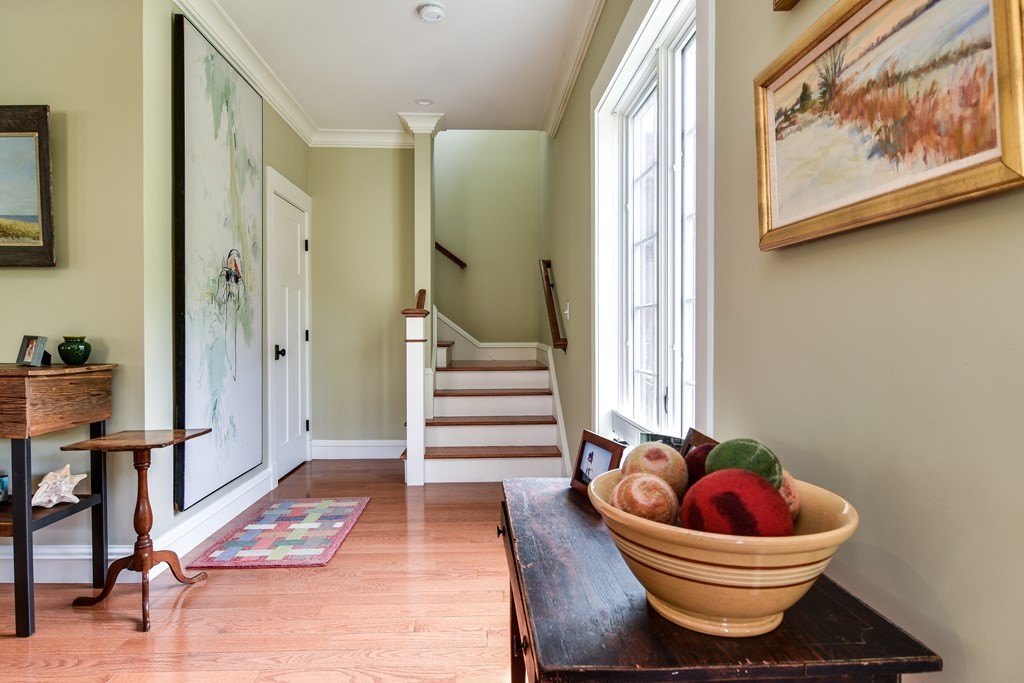 17 Abbey Road, Unit 17 Sherborn, MA 01770 - Photo 4 of 27 Gallery Image 4