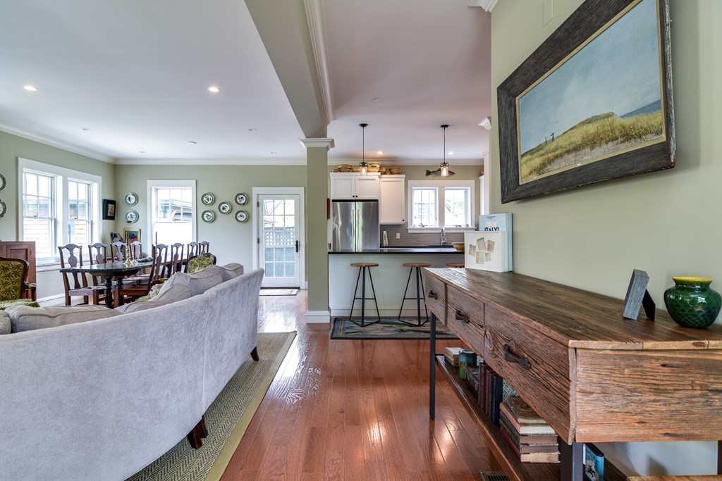 17 Abbey Road, Unit 17 Sherborn, MA 01770 - Photo 6 of 27 Gallery Image 6